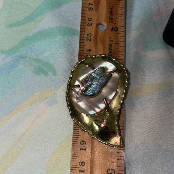 Stunning vintage brass and abalone earrings - Picture 6 of 14